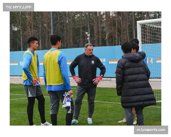 斯卢茨基定位球战术精准打击 盖伊制空能力成逆转关键